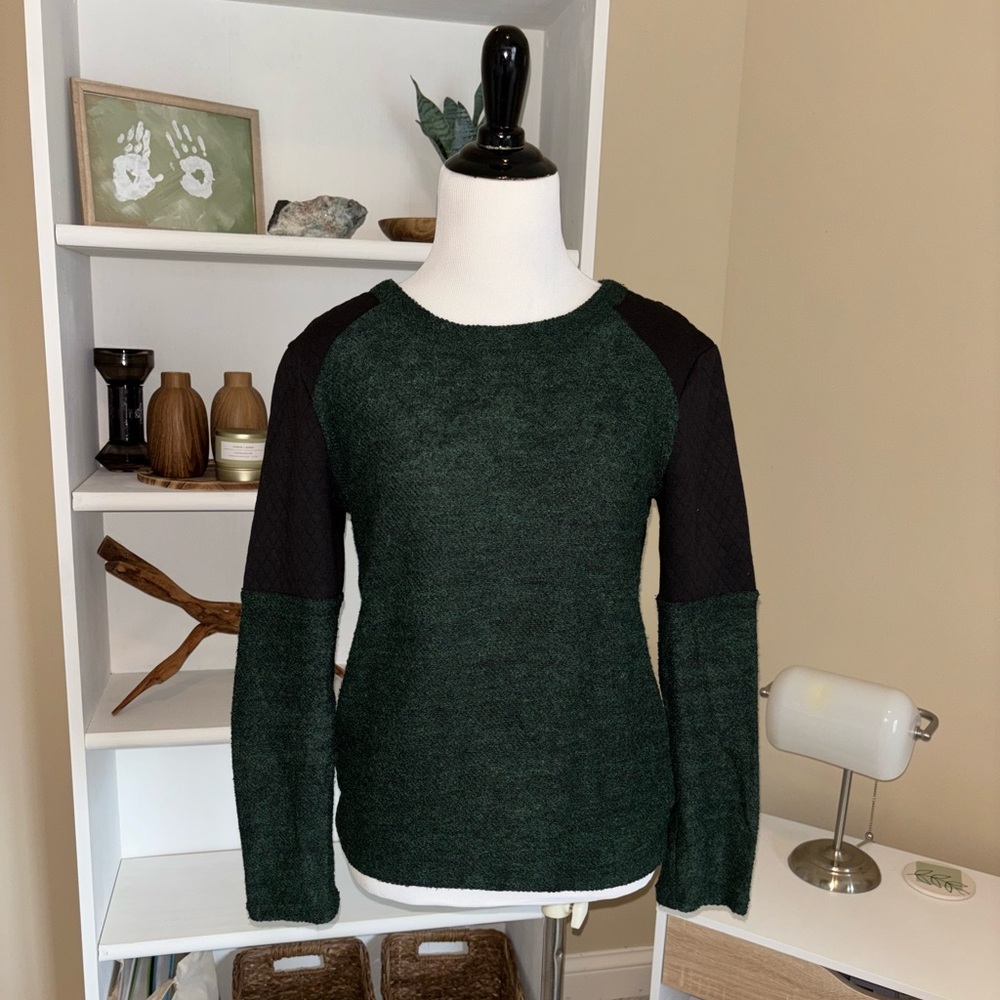 Green and Black Sweater - Sweet Claire
